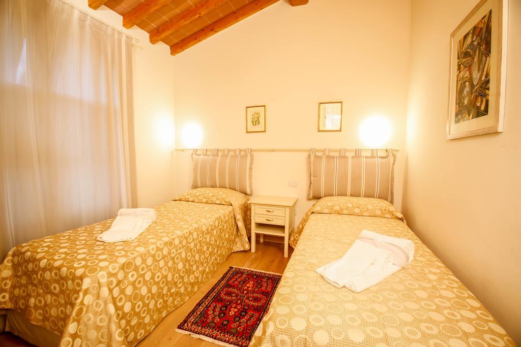 Casa Montecuccoli Montelupo Fiorentino Chambre photo